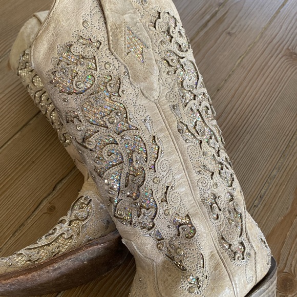 Corral White Glitter Inlay and Crystals A3322 Boots - Picture 13 of 14